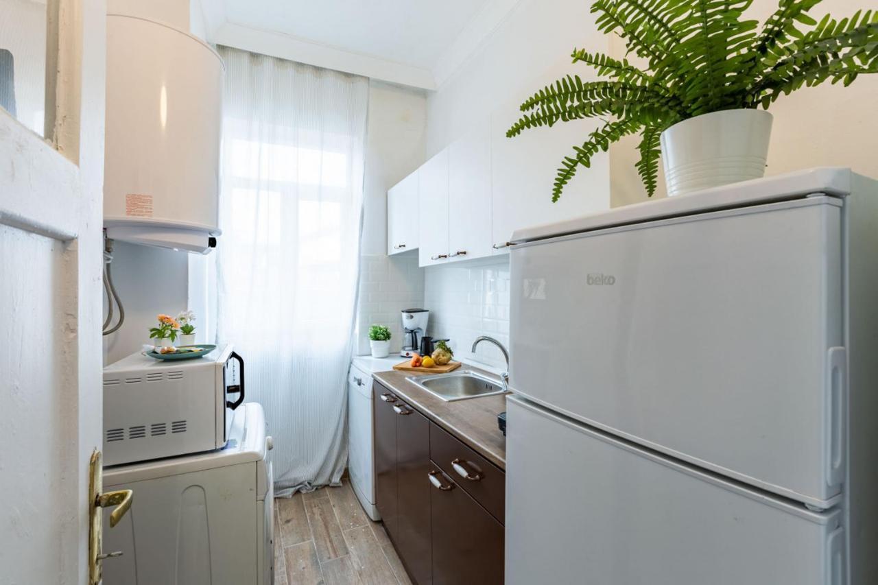 Colorful Flat With Excellent Location Near Trendy Attractions In Kadikoy Διαμέρισμα Κωνσταντινούπολη Εξωτερικό φωτογραφία