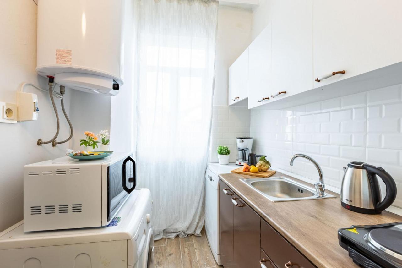 Colorful Flat With Excellent Location Near Trendy Attractions In Kadikoy Διαμέρισμα Κωνσταντινούπολη Εξωτερικό φωτογραφία